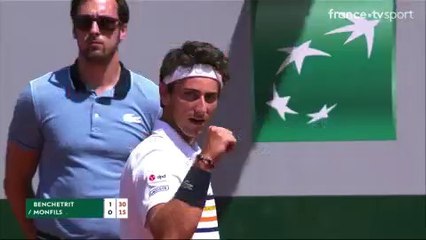 Roland-Garros : Le revers de Benchetrit qui prend de court Monfils !