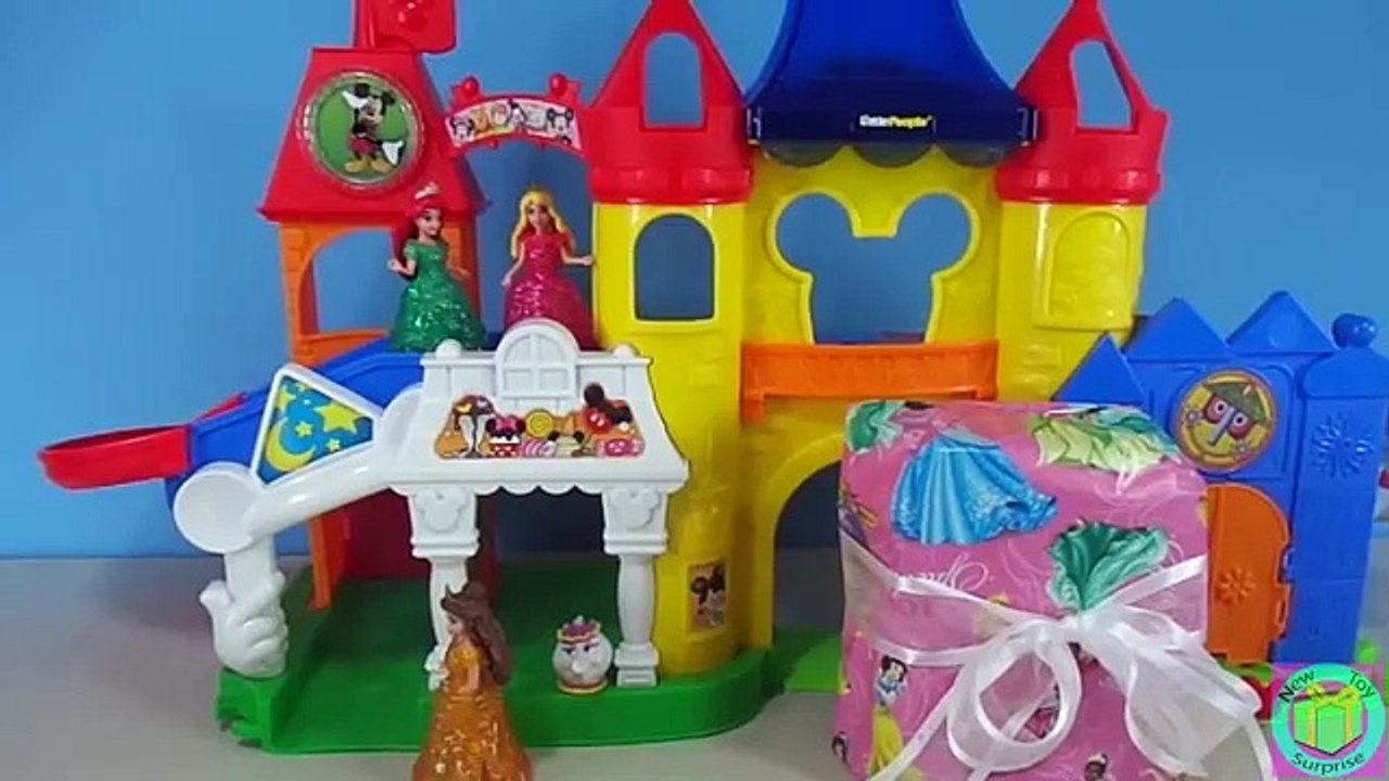 Disney Princess MagiClip Glitter Glider Belle and Rapunzel Castle Slide Playset & Ariel and Aurora