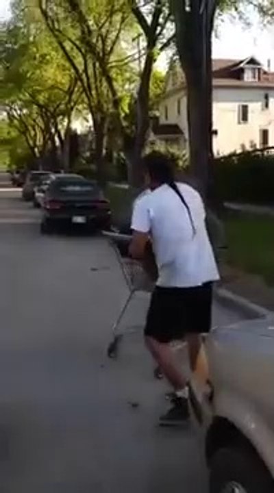 Il retrouve les gens qui lui ont volés ses pneus