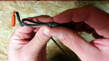 Simple Paracord: Quick Deploy Key Fob (survival or EDC cordage in seconds)
