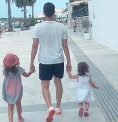 Δείτε την οικογένεια Σρόιτερ να κάνει βόλτες με άμαξα