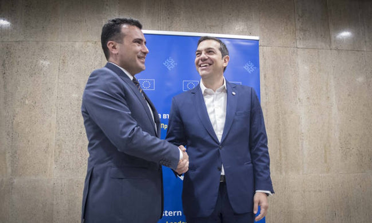 Τηλεφωνική επικοινωνία Τσίπρα - Ζάεφ για το Σκοπιανό