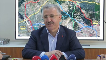 Bakan Arslan, İstanbul Yeni Havalimanı bağlantı yolları şantiyesinde incelemelerde bulundu - İSTANBUL