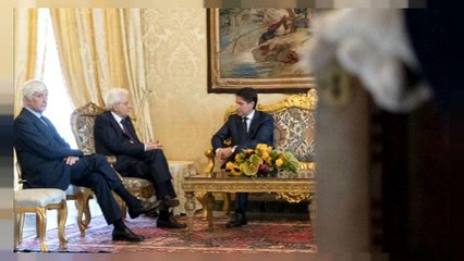 İtalya'da başbakan adayı Giuseppe Conte havlu attı