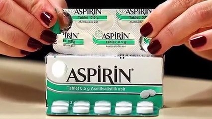 Saçınıza 3 Aspirin Sürün 5 Dakika Bekleyin!