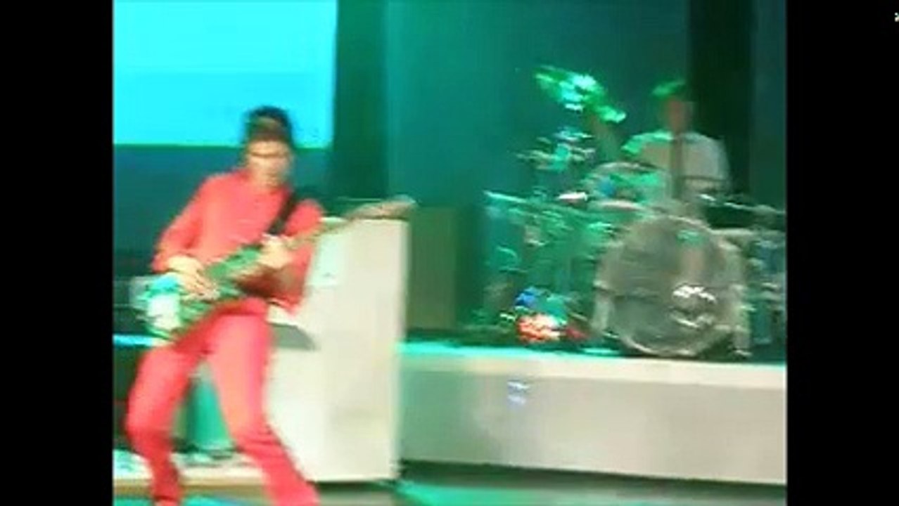 Muse - Stockholm Syndrome, Phoenix Celebrity Theater, 07/22/2006