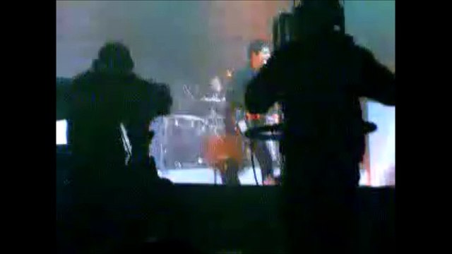 Muse - Stockholm Syndrome, Lowlands Festival, 08/20/2006