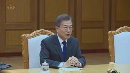 Moon podría unirse a Kim y Trump en Singapur para celebrar cumbre trilateral