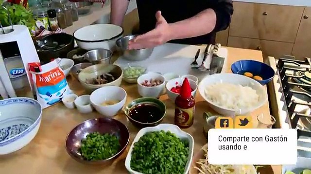 Gaston Acurio nos enseña a preparar un delicioso chaufa de mariscos, participa en vivo con Bravazo Gracias a:LG PerúTottus Perú