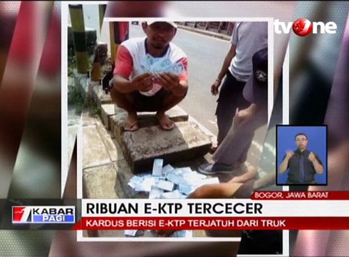 Ribuan KTP Elektronik Ditemukan Tercecer Jatuh dari Truk