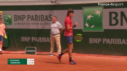 Roland-Garros 2018 : Tsitsipas fait parler la puissance !