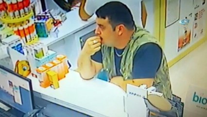 Tuzla'da terk edilen bebeğin ailesi, göz damlasından bulundu