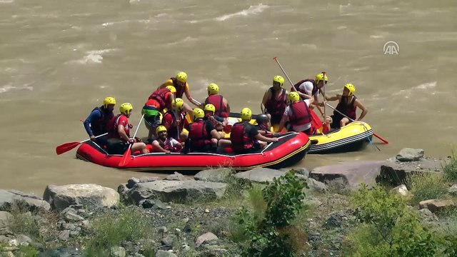 Sansa Deresi'nde heyecan dolu rafting etkinliği (2) - ERZİNCAN