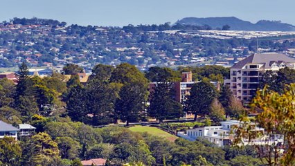Çektiği Selfie'deki Tüyler Ürpertici Detayı Sonradan Fark Etti.