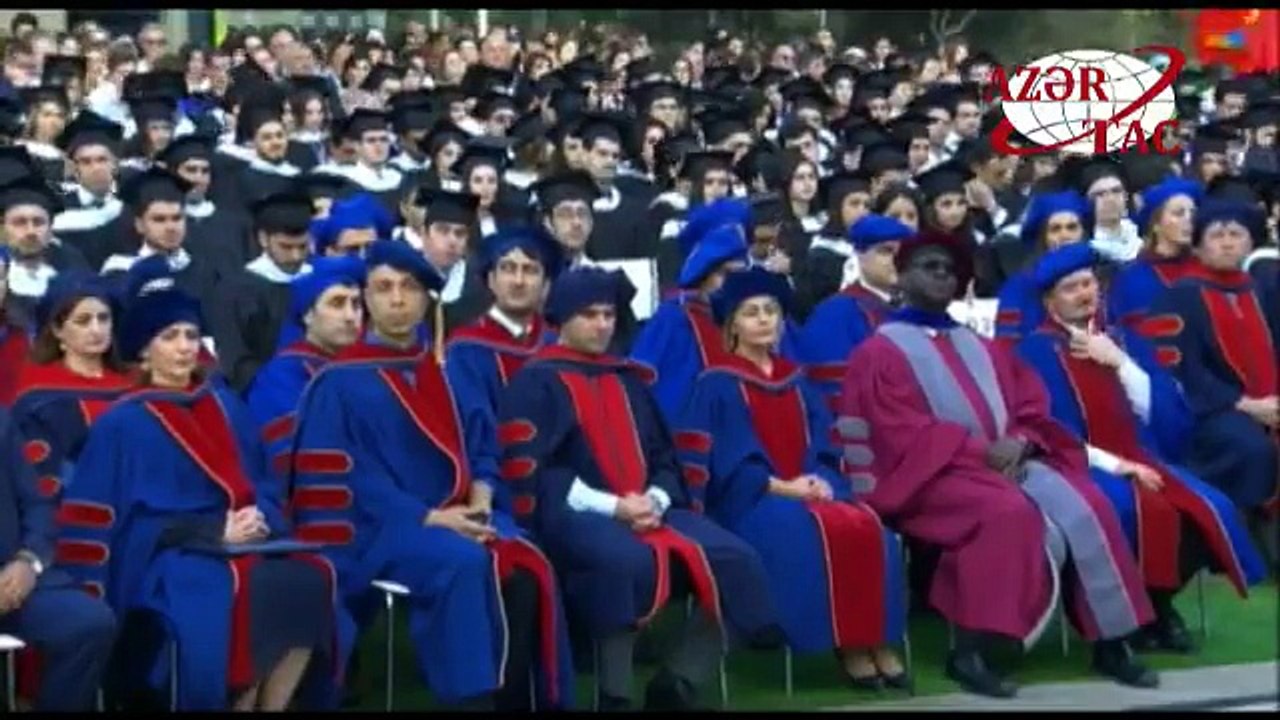 Bu gün Prezidentin oğlu Heydər Əliyev ADA Universitetindən məzun olub. Ailəsinin də qatıldığı tədbirdə ona diplomunu Prezident İlham Əliyev təqdim edib