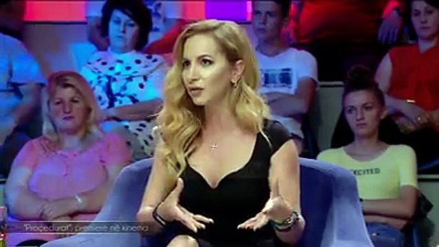Sabina Kodra: Merr kamerën, dil në rrugë dhe xhiro, kjo është kinemaja sot! Videoja e plotë në