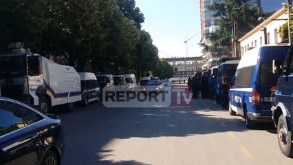 Report TV - RENEA dhe FNSH pas Kryeministrisë, masa të rrepta sigurie nga policia