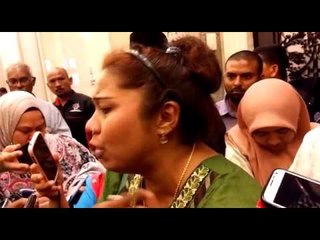 MMOTV: S. Deepa speaks to reporters outside Federal Court in Putrajaya