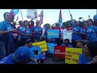 Group urge Malaysians to 'balik kampung' to vote with