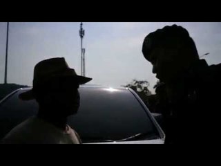 Mob gathers outside Subang airport, awaiting Najib and wife