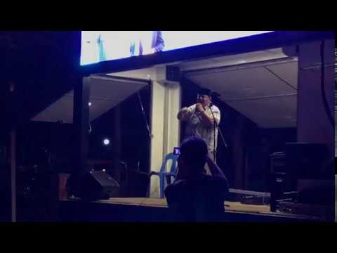 Tengku Adnan Mansor stumps for BN