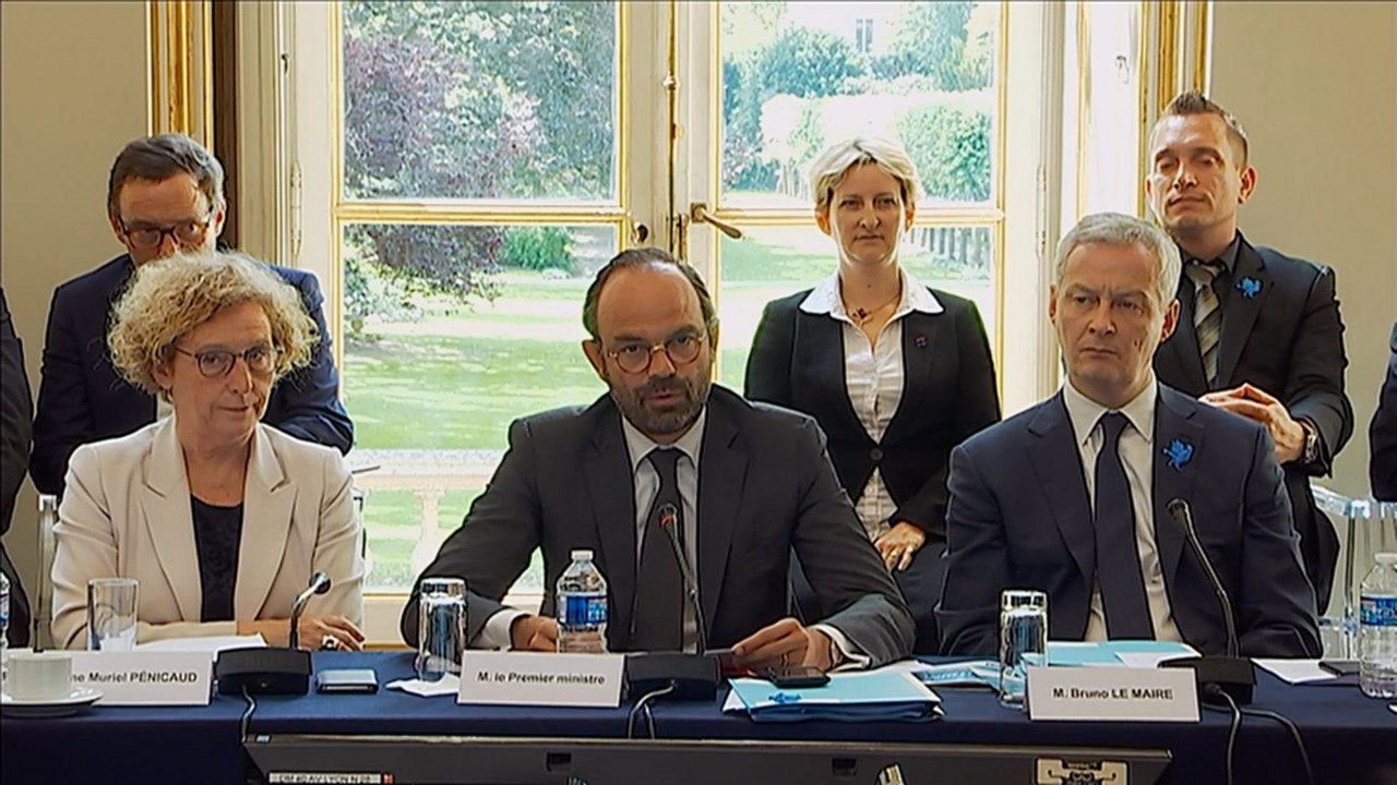 Édouard Philippe préside le Conseil national de l'industrie
