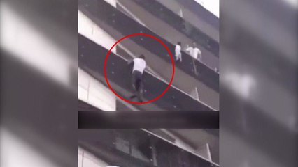 5층 난간 매달린 아이 구한 '스파이더맨!' / YTN