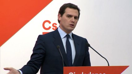 Rivera ofrece a Rajoy pactar elecciones en otoño