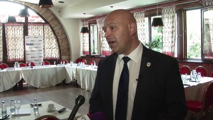 OSBE në Pejë nënshkruan marrëveshje për komunitetet - Lajme