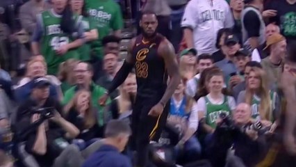 '르브론 제임스 44득점' 클리블랜드 2패 뒤 2연승 / YTN