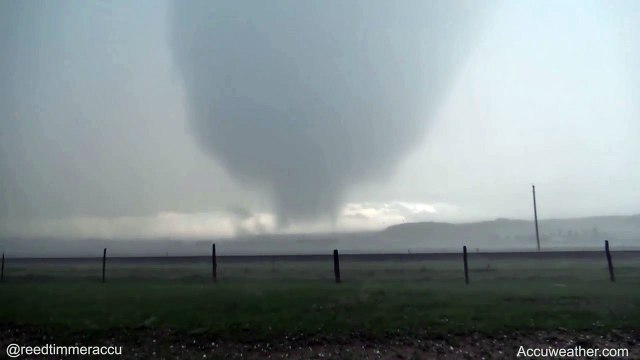 Un tornade F4 emporte des vaches sur son passage