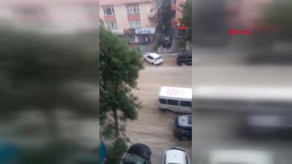 Ankara'da Sağanak Yağış ve Dolu Etkisini Gösterdi - 4