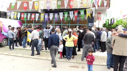 HDP'nin Kocaeli'deki seçim büroları açıldı