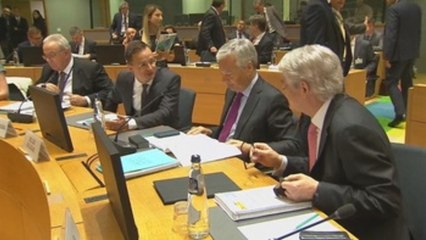 La UE presiona a Venezuela con más sanciones y pide elecciones "democráticas"