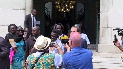 Mamoudou accueilli en héros à Montreuil et au consulat du Mali