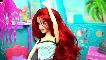 Pijamada de Las Bebes de Elsa y Ana en el Barco Real de la Princesa Ariel