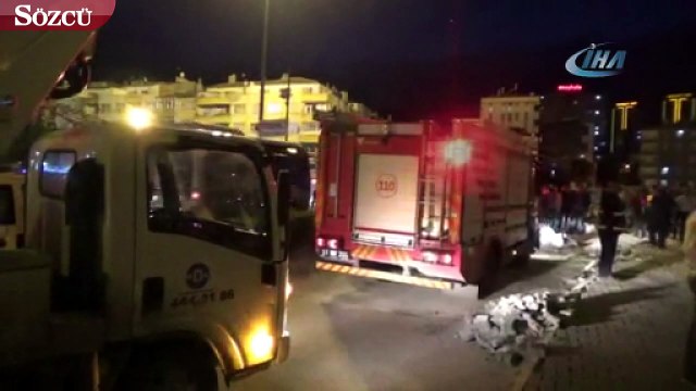 Halk otobüsü parti seçim bürosuna daldı