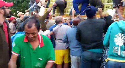 Doação de galinhas em Afonso Cláudio