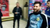 Lionel Messi se emociona por abrazar al Turco Mohamed VIDEO