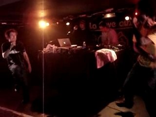 James Delleck : Galactica en rappel  @ La Cave aux Poetes