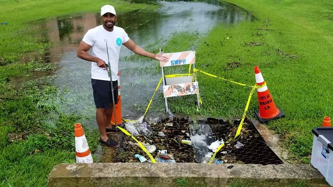 CATCHING CREATURES Coming out of the SEWER! ( EELS, FISH, and MORE! )