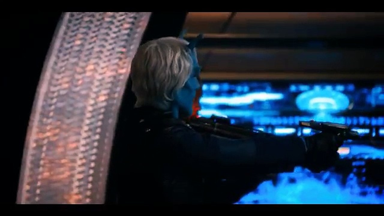 Star Trek Discovery - Admiral Cornwell transports onto the bridge