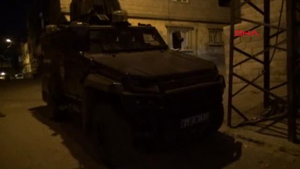 Gaziantep 'Dur' İhtarına Uymayan Otomobilden Polise Ateş Açıldı