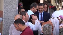 İzmir Milletvekili Adayı Alpay Özalan Döner Kesti, Çocukları Sevdi