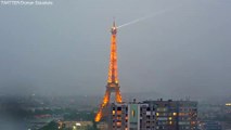 La foudre frappe la tour Eiffel