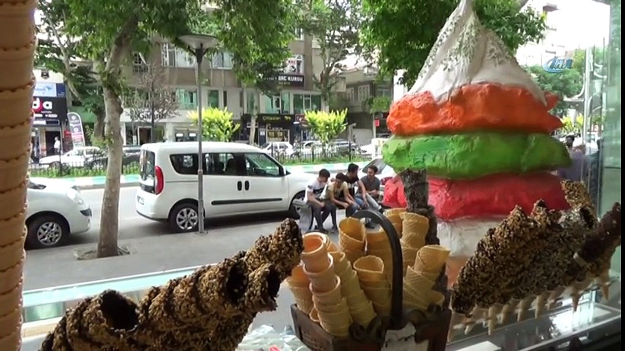 Her Dondurma Maraş Dondurması Olarak Satılamayacak