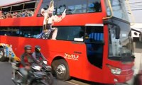 Ngabuburit Keliling Kota Solo Naik Bus Tingkat
