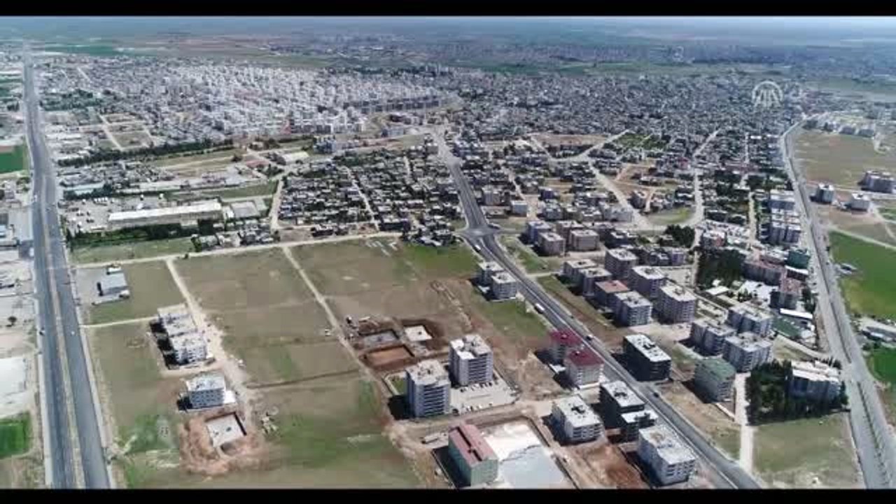 Teröristler Yakıp Yıktı, Devlet Yapıyor (1)
