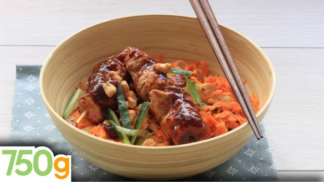 Brochettes de porc au caramel et crudités façon bo bun - 750g [ Recette sponsorisée ]