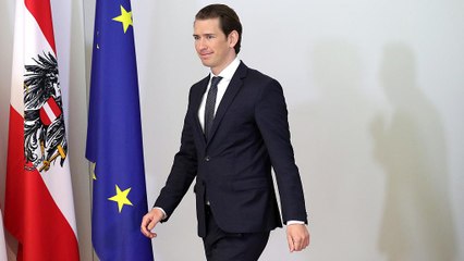 Áustria quer cortar apoio social a imigrantes